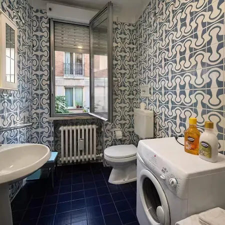 Con Terrazza Al Vicino E Vaporetto *