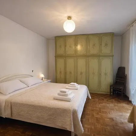 Διαμέρισμα Con Terrazza Al Vicino E Vaporetto